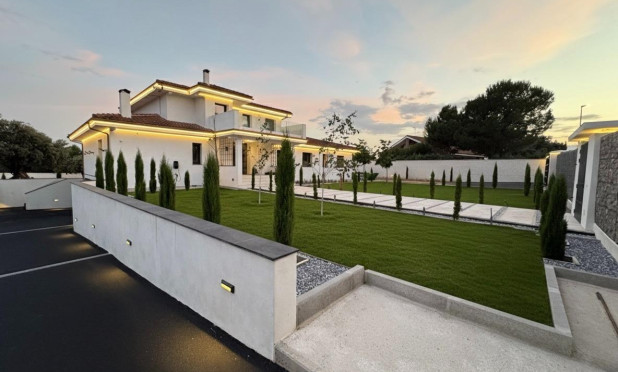 Revente - Villa - Valdemorillo - Mojadillas - Parque de las Infantas - El Paraiso