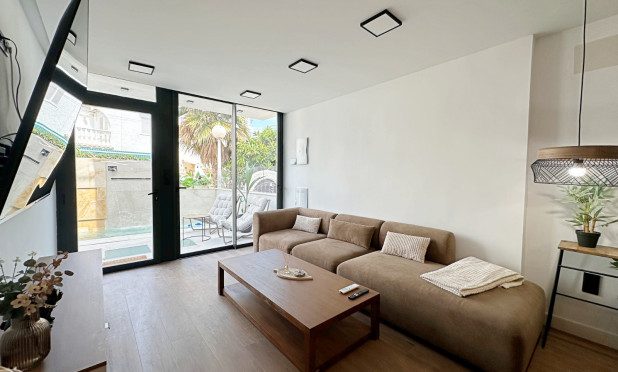 Revente - Maison de ville - Torrevieja - Torrevieja - Aguas Nuevas
