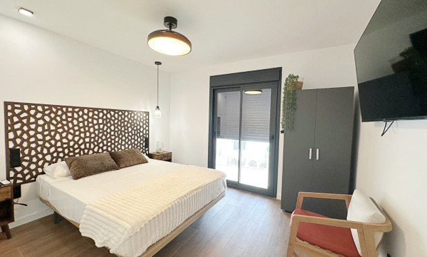 Revente - Maison de ville - Torrevieja - Torrevieja - Aguas Nuevas