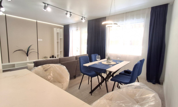 Wiederverkauf - Wohnung - Torrevieja - Playa Acequion