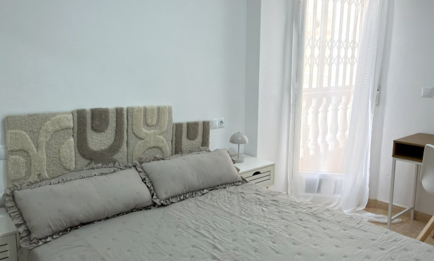 Wiederverkauf - Wohnung - Torrevieja - Curva del Palangre