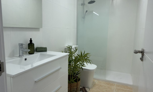 Wiederverkauf - Wohnung - Torrevieja - Curva del Palangre