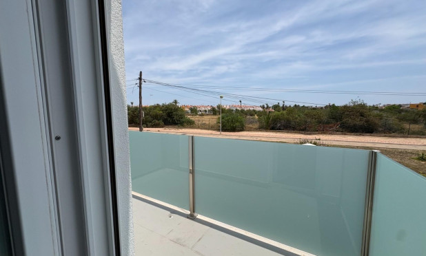 Wiederverkauf - Villa - Torrevieja - La Siesta - El Salado -  Torreta
