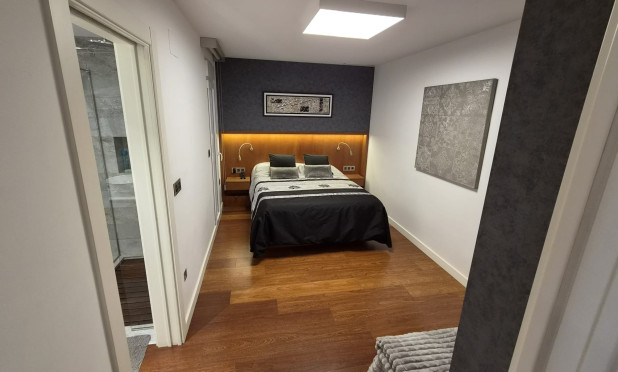 Reventa - Apartamento / piso - Torrevieja - Centro