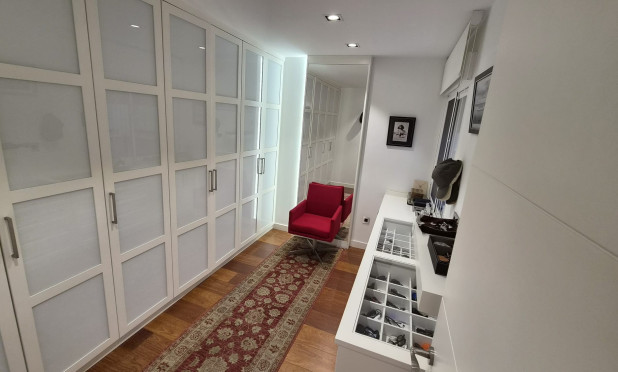 Reventa - Apartamento / piso - Torrevieja - Centro