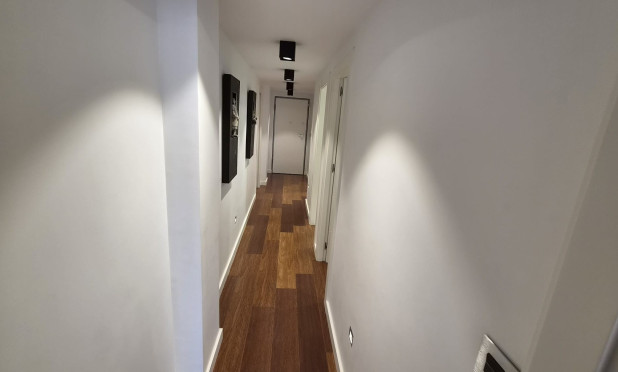 Reventa - Apartamento / piso - Torrevieja - Centro