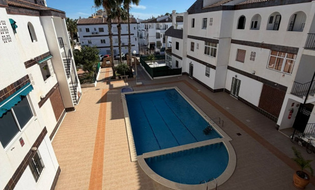 Resale - Apartment / flat - Orihuela Costa - Punta Prima