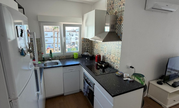 Resale - Apartment / flat - Orihuela Costa - Punta Prima