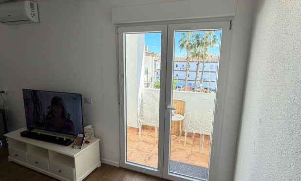 Resale - Apartment / flat - Orihuela Costa - Punta Prima