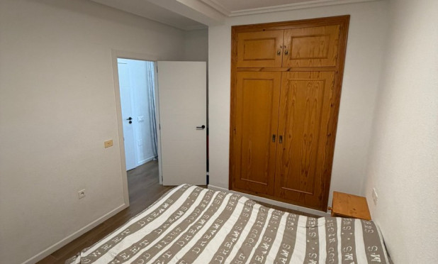 Resale - Apartment / flat - Orihuela Costa - Punta Prima