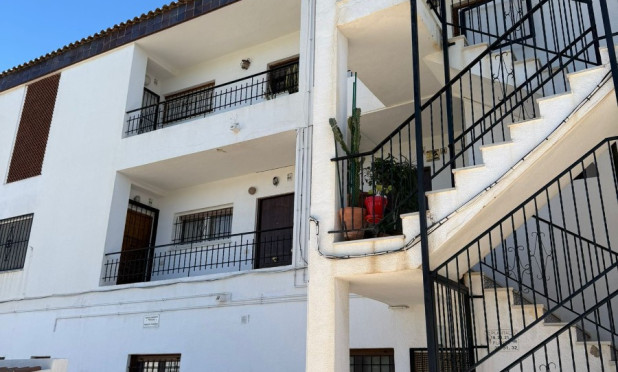 Resale - Apartment / flat - Orihuela Costa - Punta Prima