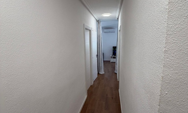 Resale - Apartment / flat - Orihuela Costa - Punta Prima