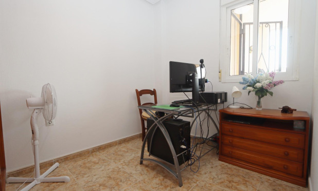 Odsprzedaż - Mieszkanie w bloku - Orihuela Costa - La Ciñuelica - Villa Rosa