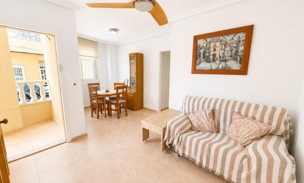 Herverkoop - Appartement / flat - Torrevieja - Habaneras