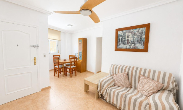Herverkoop - Appartement / flat - Torrevieja - Habaneras