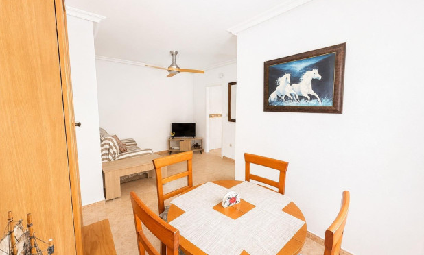 Herverkoop - Appartement / flat - Torrevieja - Habaneras