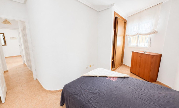 Herverkoop - Appartement / flat - Torrevieja - Habaneras