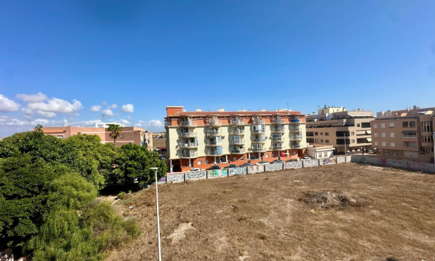 Reventa - Apartamento / piso - Torrevieja - La Mata
