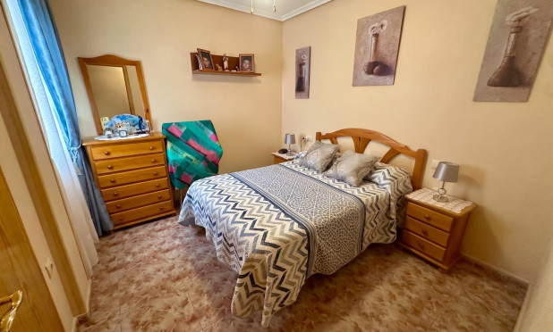 Reventa - Apartamento / piso - Torrevieja - La Mata