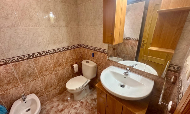 Reventa - Apartamento / piso - Torrevieja - La Mata