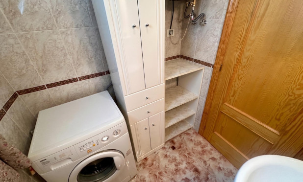 Reventa - Apartamento / piso - Torrevieja - La Mata