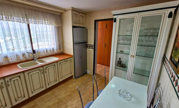 Resale - Apartment / flat - Benidorm - Levante