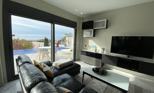 Resale - Villa - Finestrat - Finestrat Urbanizaciones