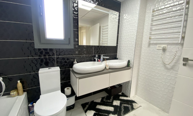 Resale - Villa - Finestrat - Finestrat Urbanizaciones