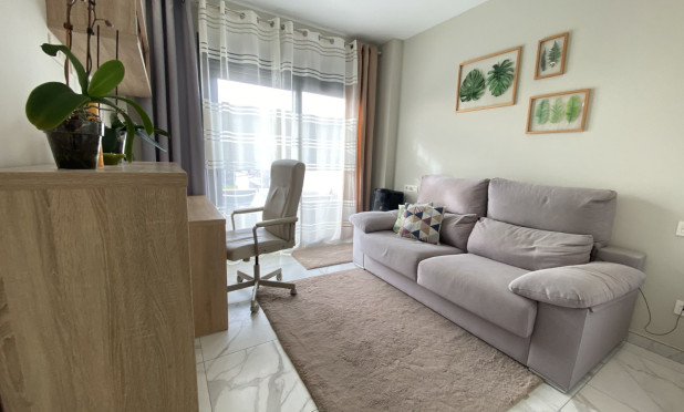 Resale - Villa - Finestrat - Finestrat Urbanizaciones