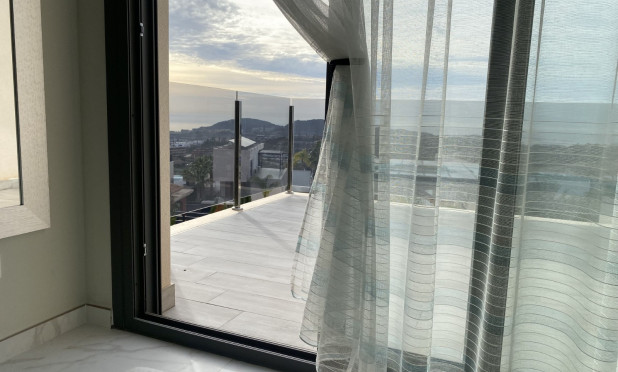Resale - Villa - Finestrat - Finestrat Urbanizaciones