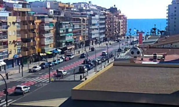 Resale - Apartment / flat - Benidorm - Zona de Poniente
