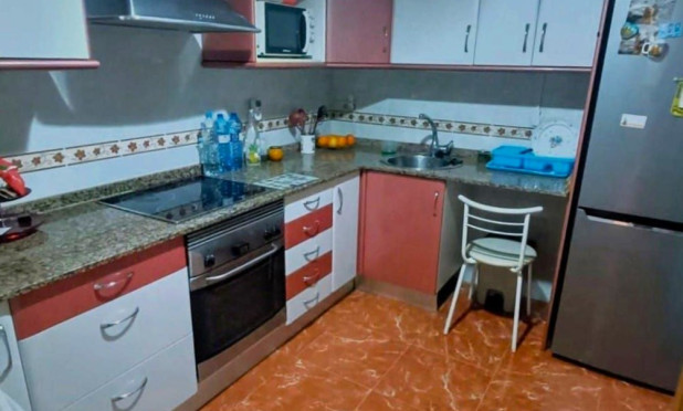 Resale - Apartment / flat - Benidorm - Zona de Poniente