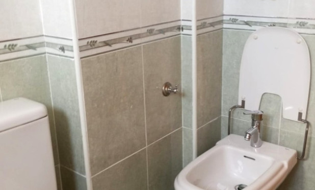 Resale - Apartment / flat - Benidorm - Zona de Poniente