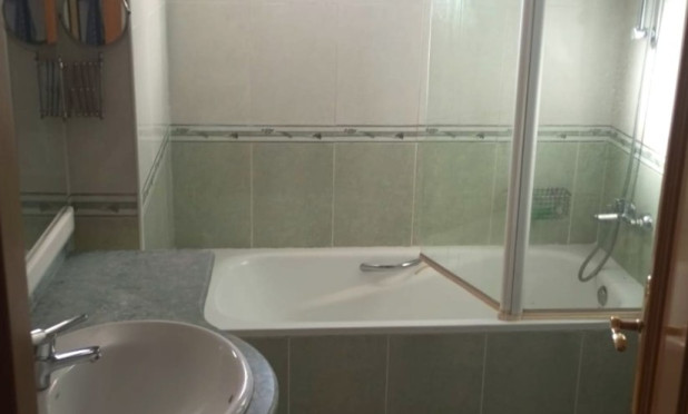 Resale - Apartment / flat - Benidorm - Zona de Poniente