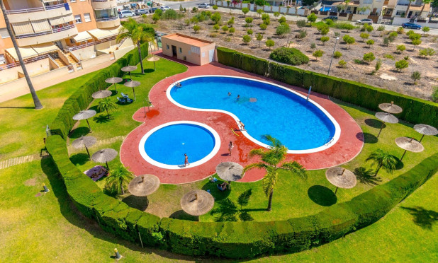 Resale - Apartment / flat - Dehesa de Campoamor - Campoamor