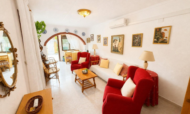 Resale - Townhouse - Torrevieja - La Siesta - El Salado -  Torreta