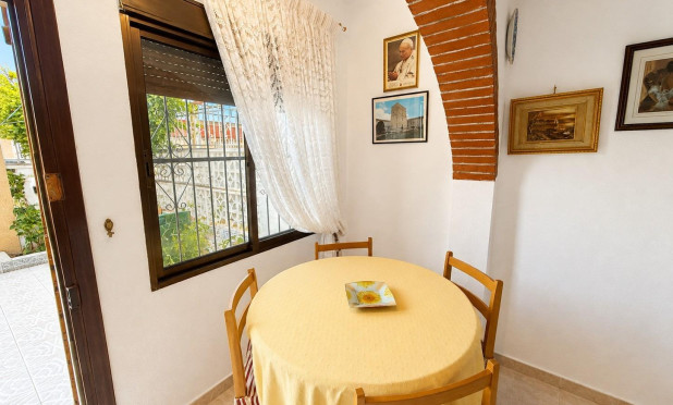 Resale - Townhouse - Torrevieja - La Siesta - El Salado -  Torreta