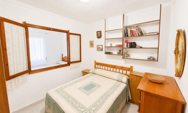 Resale - Townhouse - Torrevieja - La Siesta - El Salado -  Torreta
