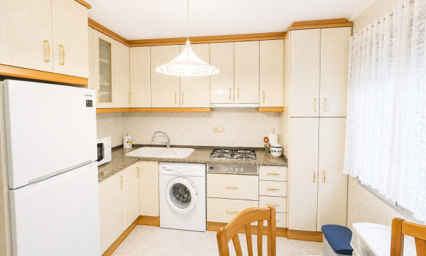 Resale - Townhouse - Torrevieja - La Siesta - El Salado -  Torreta