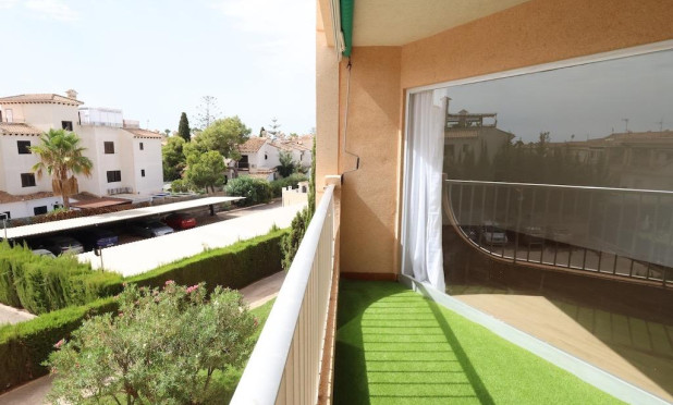 Resale - Apartment / flat - Orihuela Costa - La Zenia