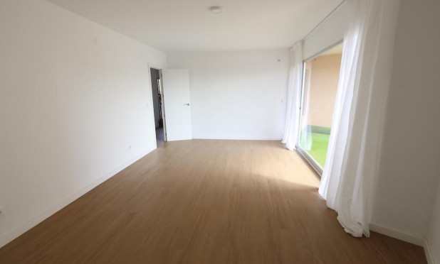 Resale - Apartment / flat - Orihuela Costa - La Zenia