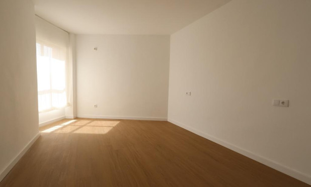 Resale - Apartment / flat - Orihuela Costa - La Zenia