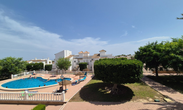 Resale - Townhouse - San Miguel de Salinas - Bellavista