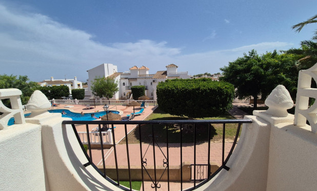 Resale - Townhouse - San Miguel de Salinas - Bellavista