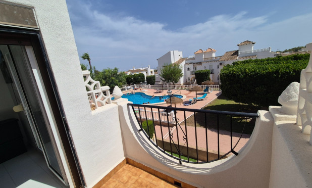 Resale - Townhouse - San Miguel de Salinas - Bellavista
