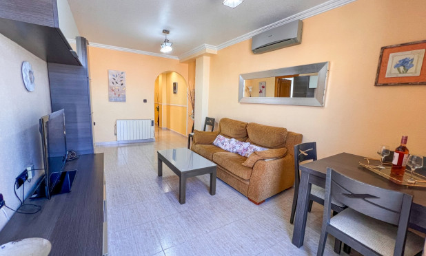 Resale - Apartment / flat - Torrevieja - torrevieja