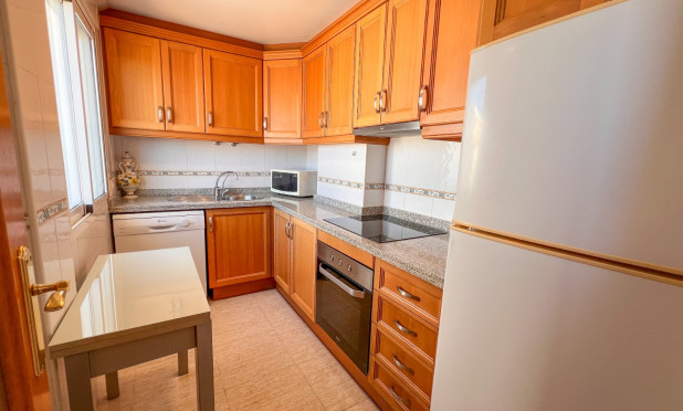 Resale - Apartment / flat - Torrevieja - torrevieja