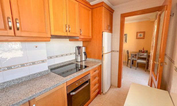 Resale - Apartment / flat - Torrevieja - torrevieja
