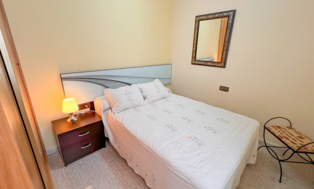 Resale - Apartment / flat - Torrevieja - torrevieja