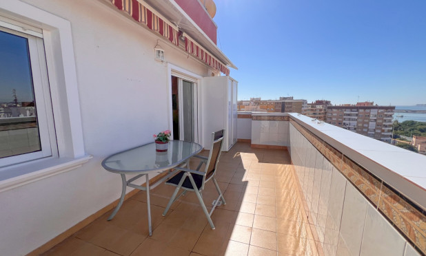 Resale - Apartment / flat - Torrevieja - torrevieja